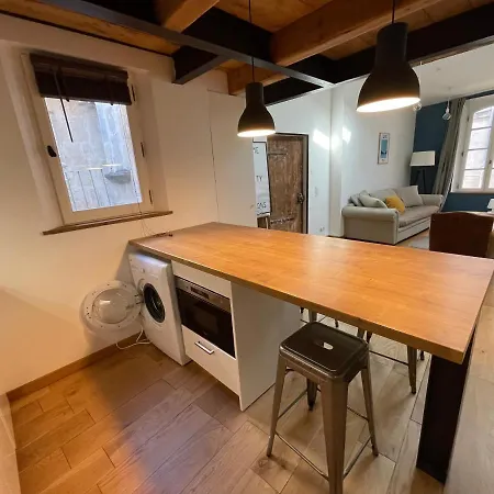 Apartment Duplex Avec Vue Sur Les Arenes *